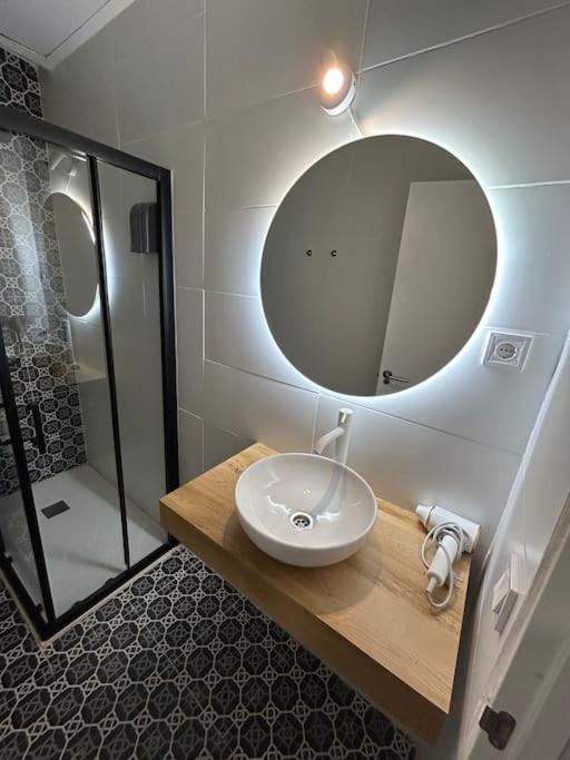 Apartamento Recien Reformado Con 5 Habitaciones Y 3 Banos Madrid Ngoại thất bức ảnh